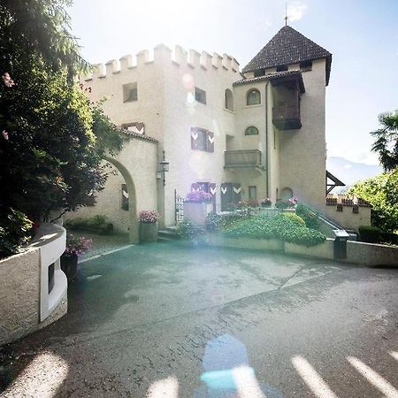 Schloss Plars Wine & Suites Lagundo Esterno foto