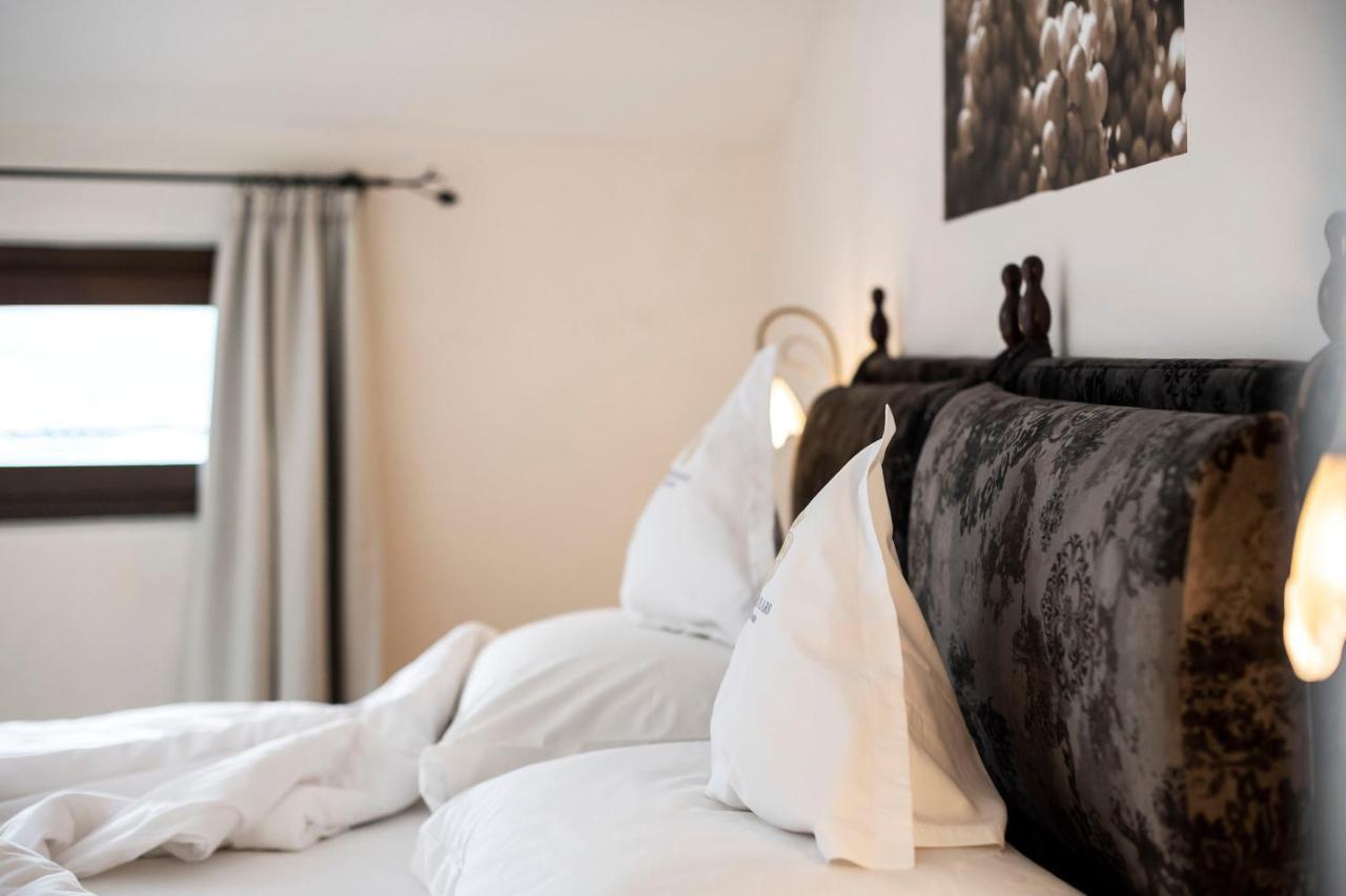 Schloss Plars Wine & Suites Lagundo Esterno foto