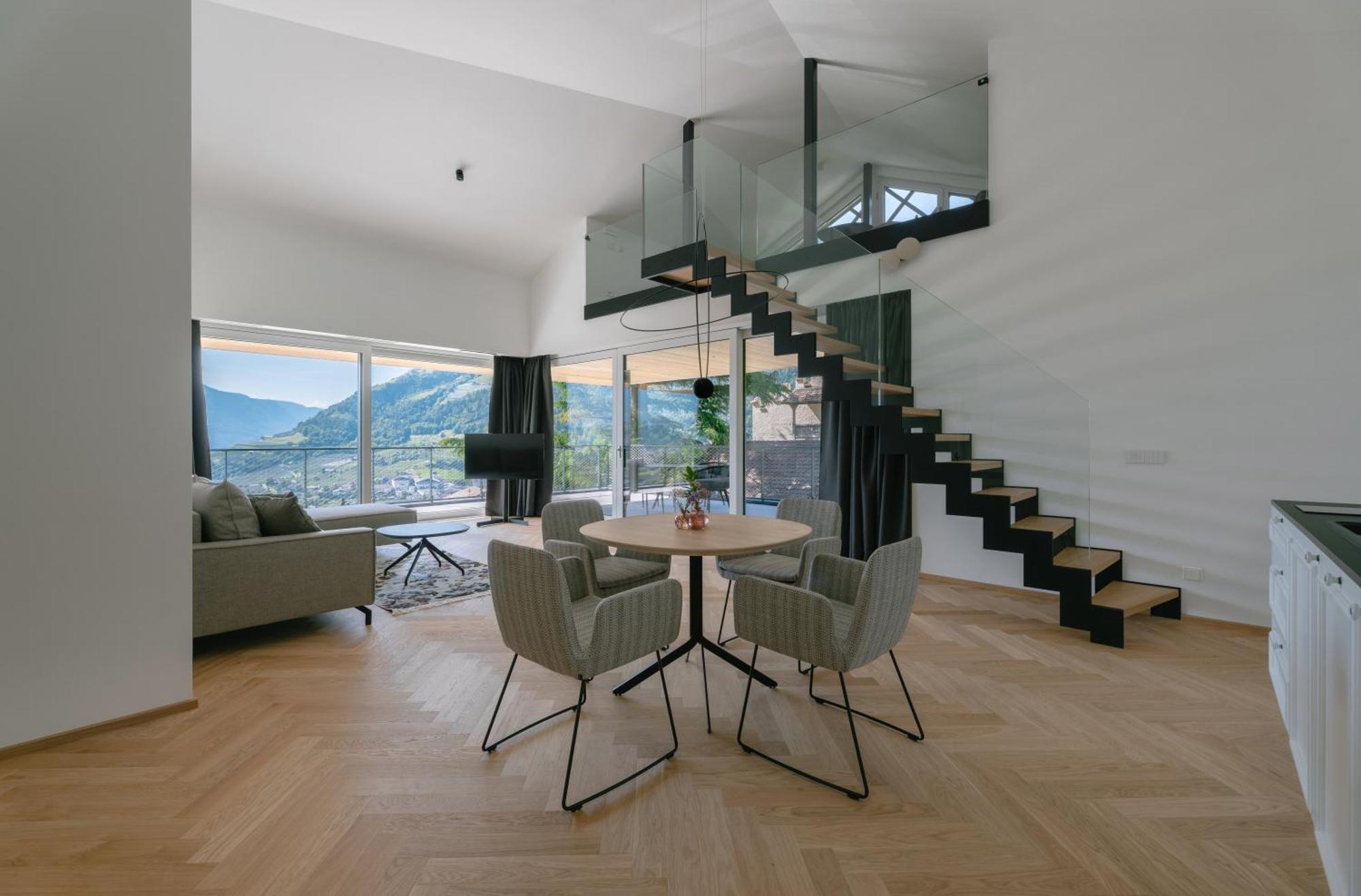 Schloss Plars Wine & Suites Lagundo Esterno foto