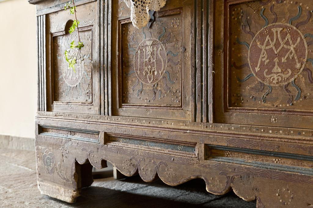 Schloss Plars Wine & Suites Lagundo Esterno foto