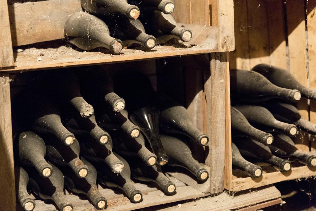 Schloss Plars Wine & Suites Lagundo Esterno foto